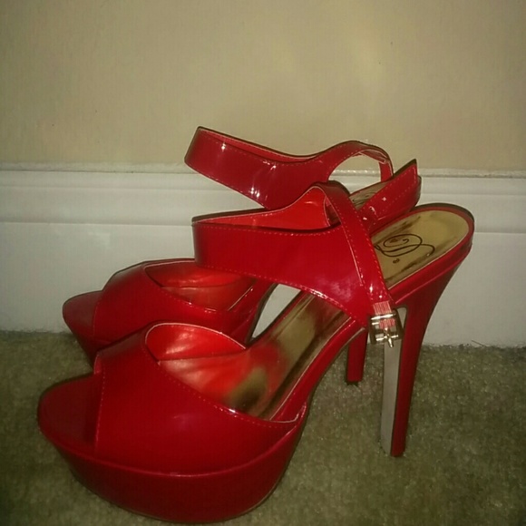 Shoes - Picture 3 of 3