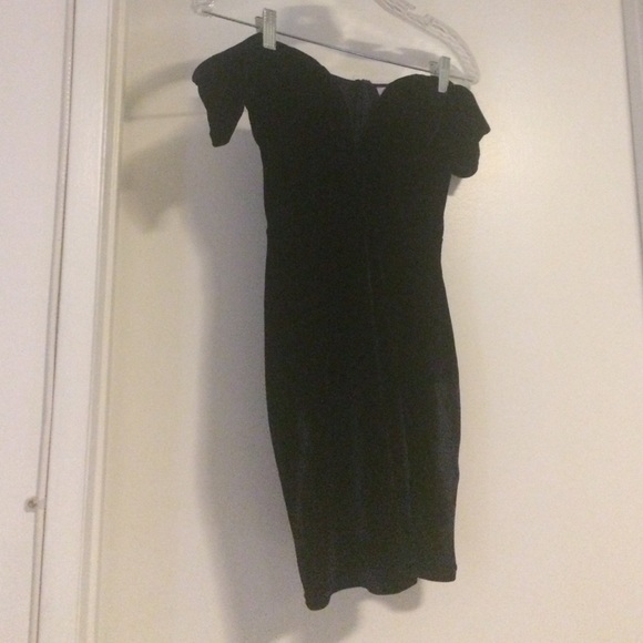 Navy, off-the-shoulder, deep plunge, velvet mini