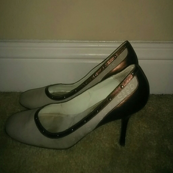 Shoes - Picture 4 of 4