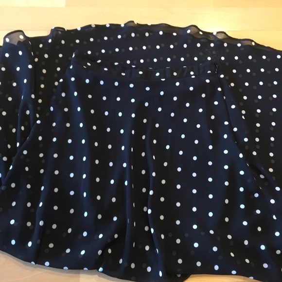 Black skirt