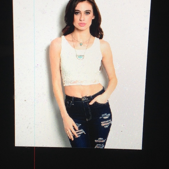 Cute sexy tops - Picture 2 of 3