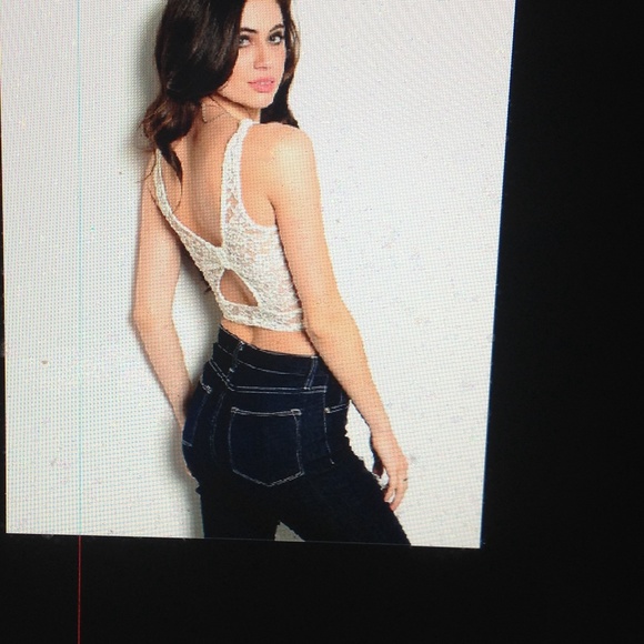 Cute sexy tops - Picture 3 of 3