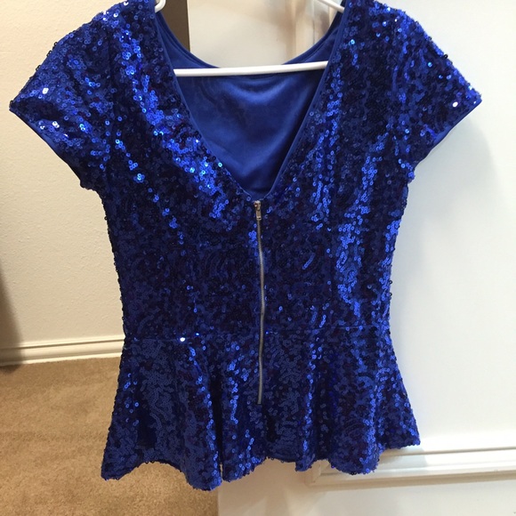 Sparkling Top!!! - Picture 2 of 3