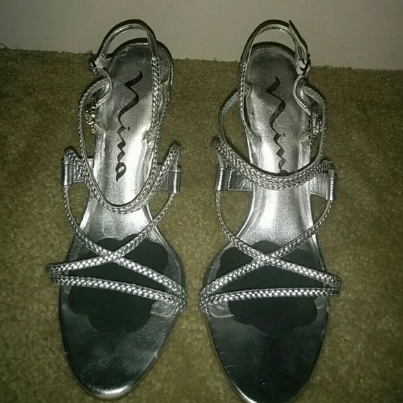 Shoes - Picture 2 of 3