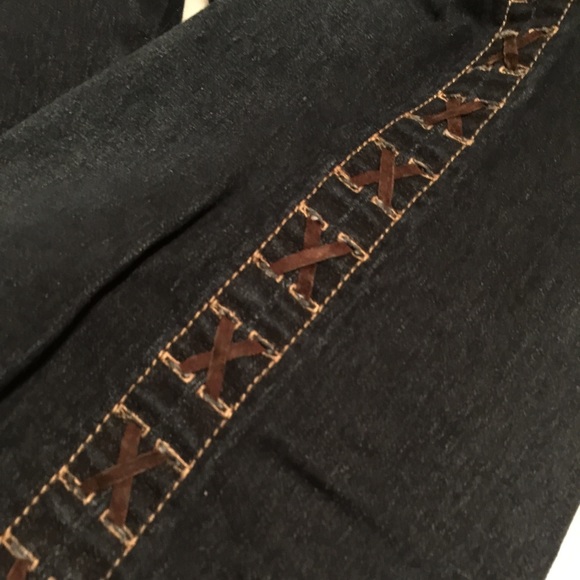 Woman's Jeans - Picture 2 of 4