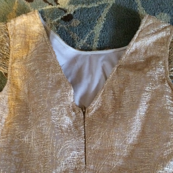 Gold Cap Sleeve Flowy Dress with Metallic Overlay - Picture 4 of 4