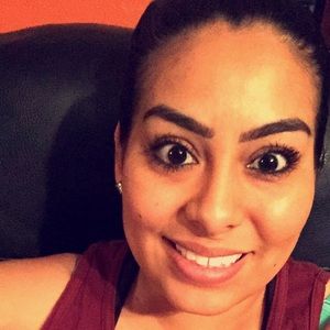 Meet your Posher, Alicia