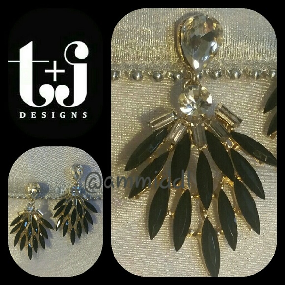 T&J Designs Jewelry - 🆕Large Black Feather Teardrop Earrings