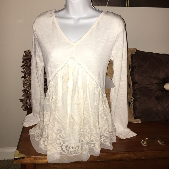 Free People Tops - ✨FINAL PRICE✨ Peasant Top