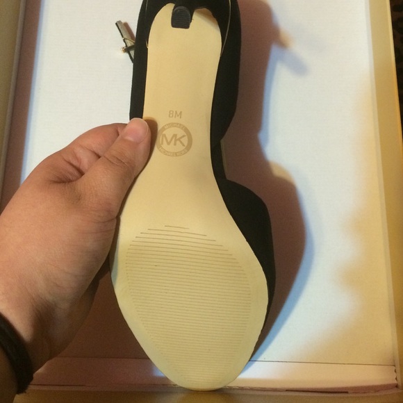 Black suede Michael Kors heels - Picture 6 of 6