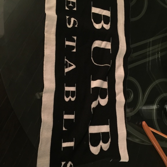 Burberry scarf