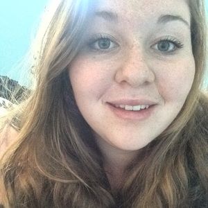 Meet your Posher, Sharra