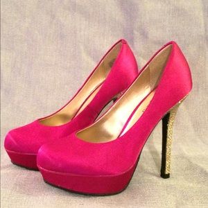 Candie's Hot Pink Platform Gold Heel
