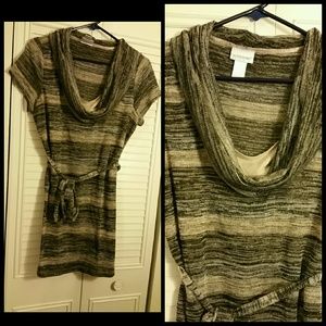 SOLD ON ANOTHER SITE*****Maternity sweater top