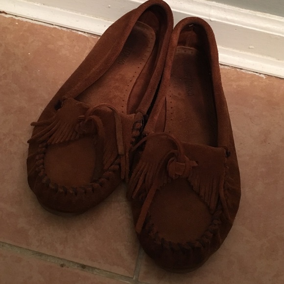minnetonka moccasins