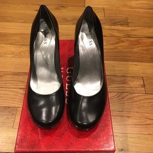 Guess Julia black heels size 8 final price