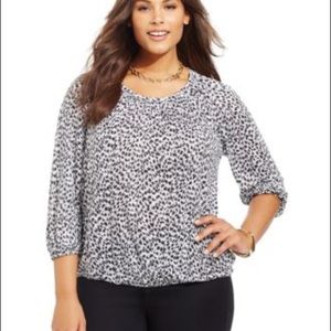 Michael Kors 2x Black and White Peasant Top