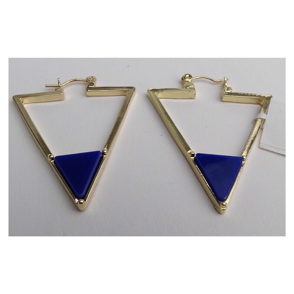 Vince Camuto Jewelry - Triangle Stud Hoops Z353