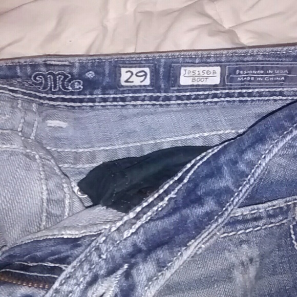 Size 29 boot cut miss me jeans