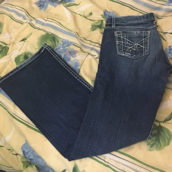 EUC boot cut BKE jeans