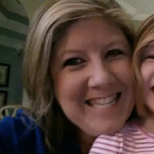 Meet your Posher, Pam