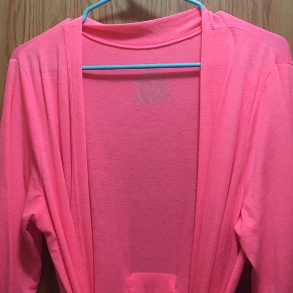 EUC! Pink cotton robe. - Picture 2 of 3