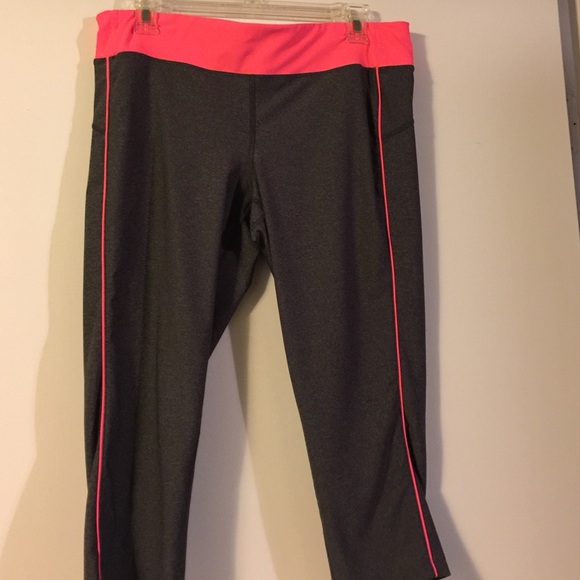 Athletic tights