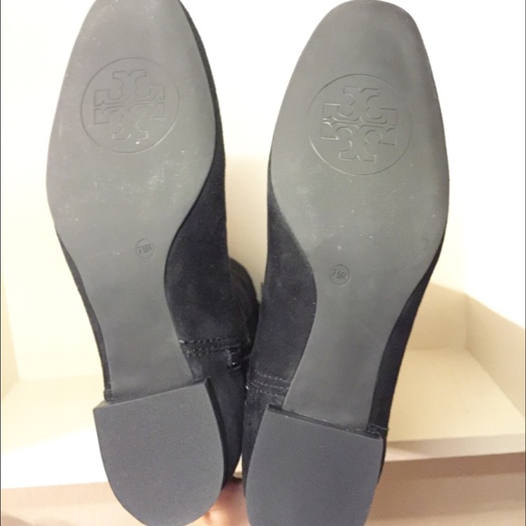 Tory Burch BRAND NEW NEVER WORN SUEDE KNEE BOOTS - Picture 2 of 2