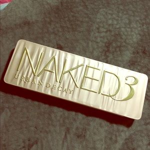 Urban Decay Naked 3