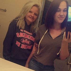 Meet your Posher, Julia