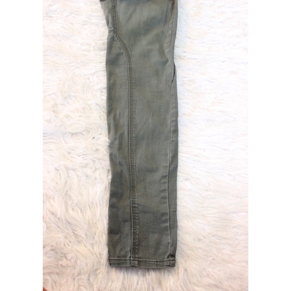H&M High-Waisted Army Green Riding Pants - Picture 3 of 4