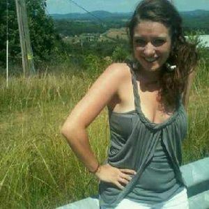 Meet your Posher, Brittany