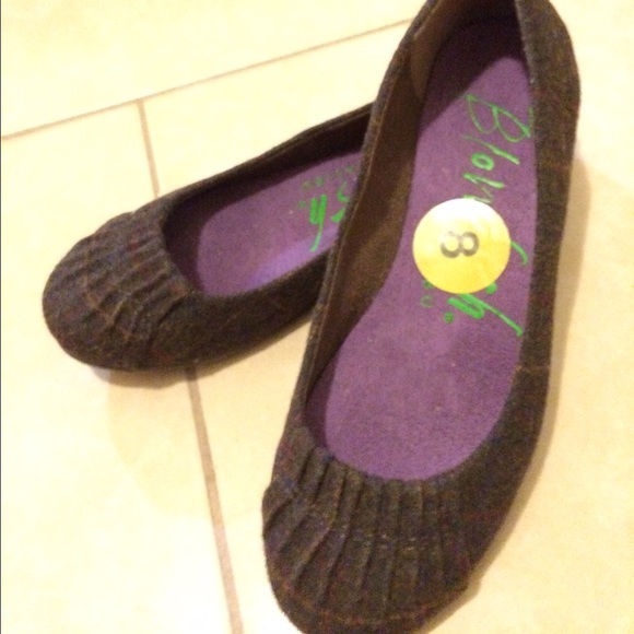 Blowfish Shoes - Cute wool flats cute pattern with pin tucked edge