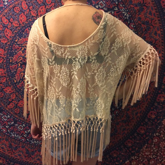 UO Lace Festival Top🐾 - Picture 2 of 3