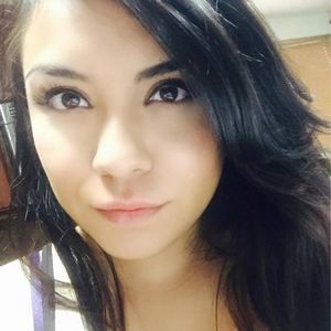 Meet your Posher, Karina