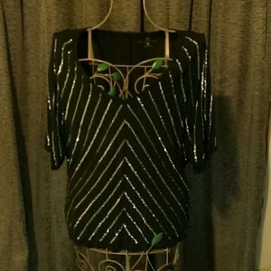 V next sequenced detail top