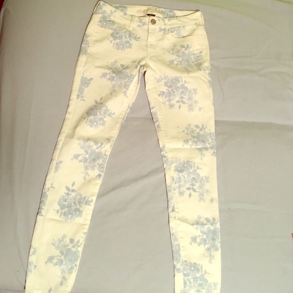 American Eagle printed skinny jeggings