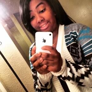 Meet your Posher, Janelle