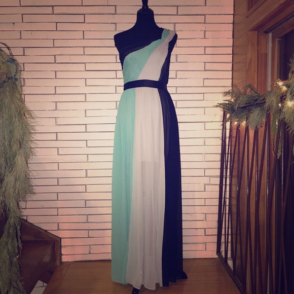 Classic evening gown - formal
