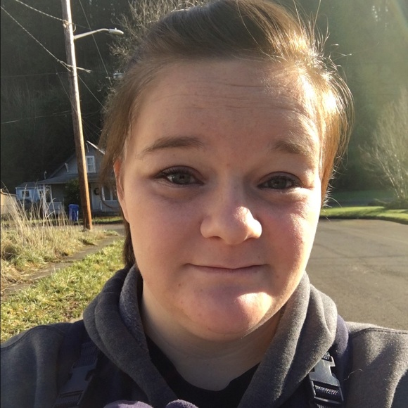 Meet your Posher, Michaela