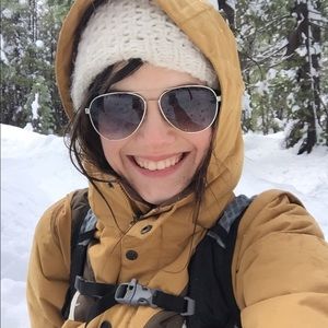 Meet your Posher, Alhanna