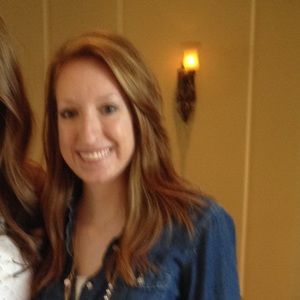 Meet your Posher, Alissa