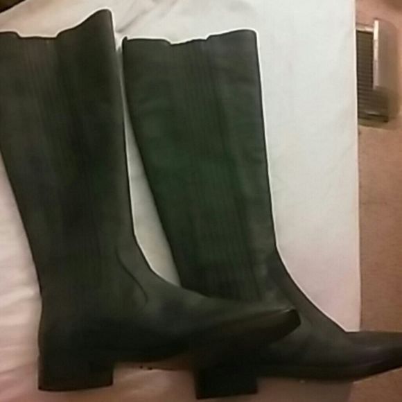 Tory Burch boots