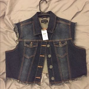 Body central mid-waist jean jacket