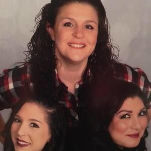 Meet your Posher, Gina