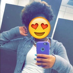 Meet your Posher, Kayla