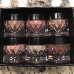 Lot of Younique mineral concealer mineral powders