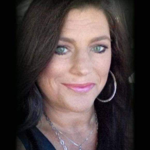 Meet your Posher, Jeni - Picture 1 of 1