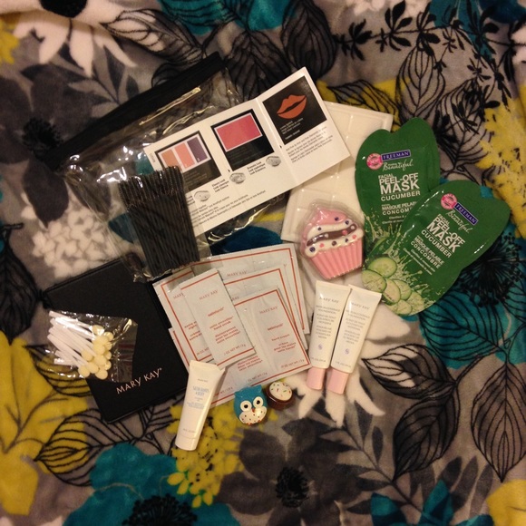 Huge Beauty Bundle Mary Kay Sephora Lot SALE