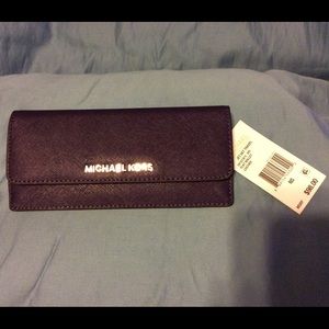 Michael Kors Jet Set Travel Flat Wallet